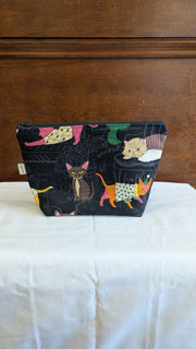 Organic Lines Small Zipper Bag - Kokka Collection Cats