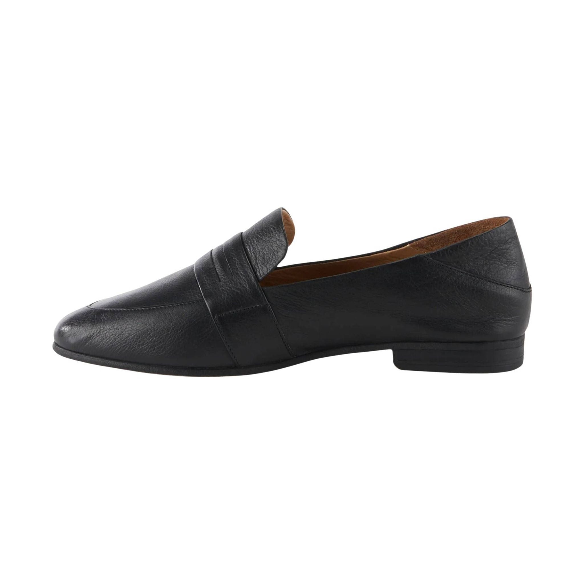 Spring Step Women's Capitola Loafer - Black by Lenny's Shoe & Apparel