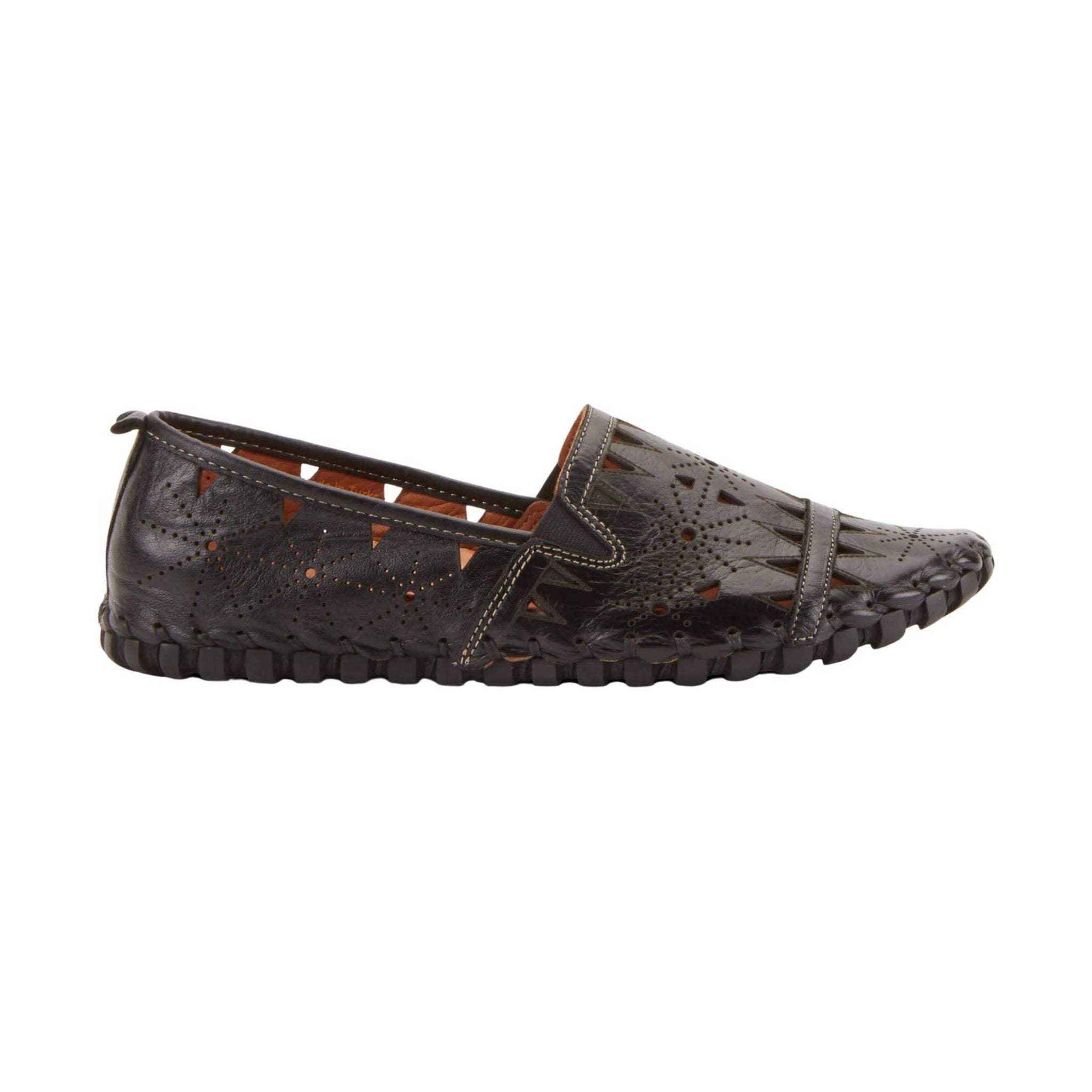 Spring Step Women's Fusaro Loafer Shoes - Black by Lenny's Shoe & Apparel