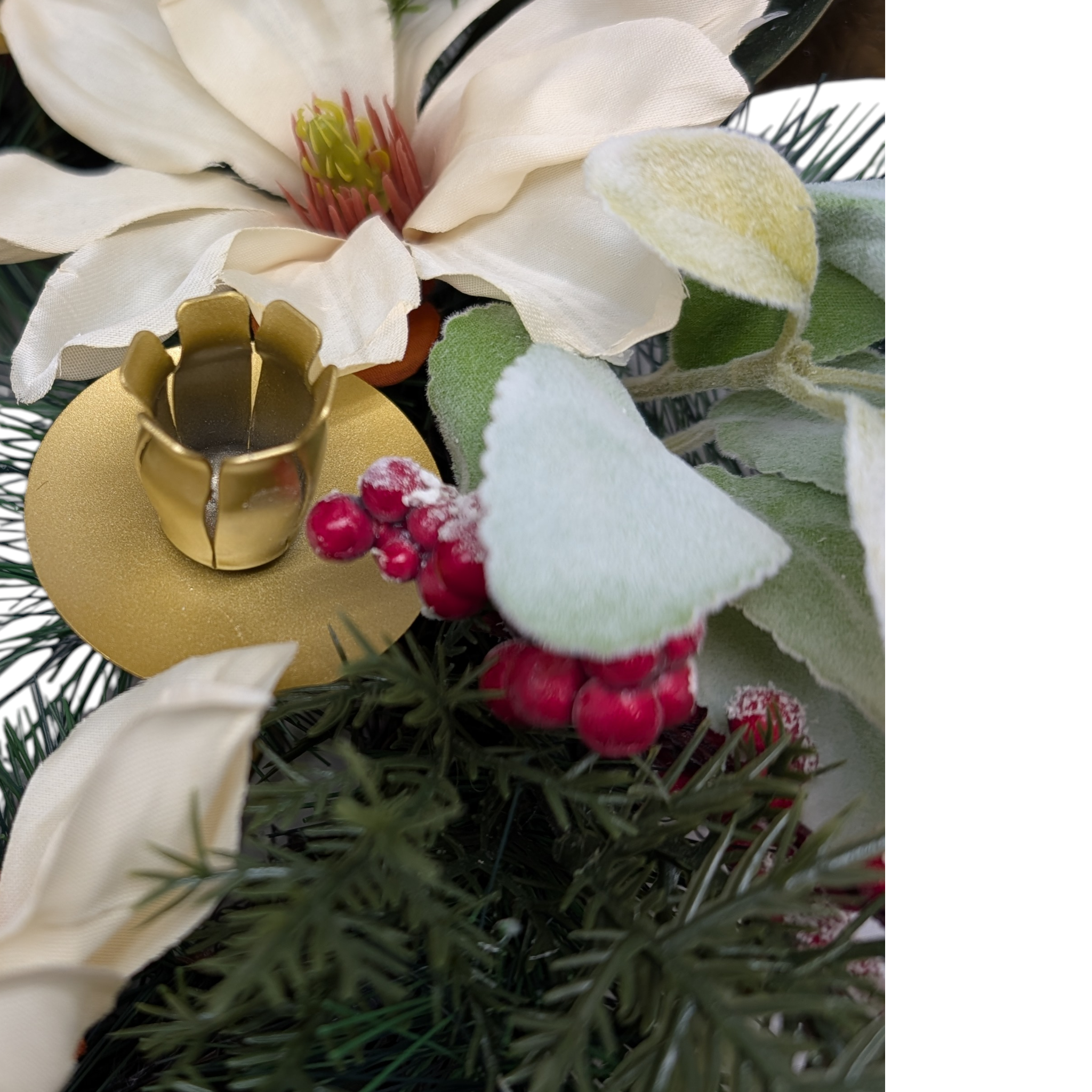 Magnolia Christmas Advent Wreath - 16 Inch