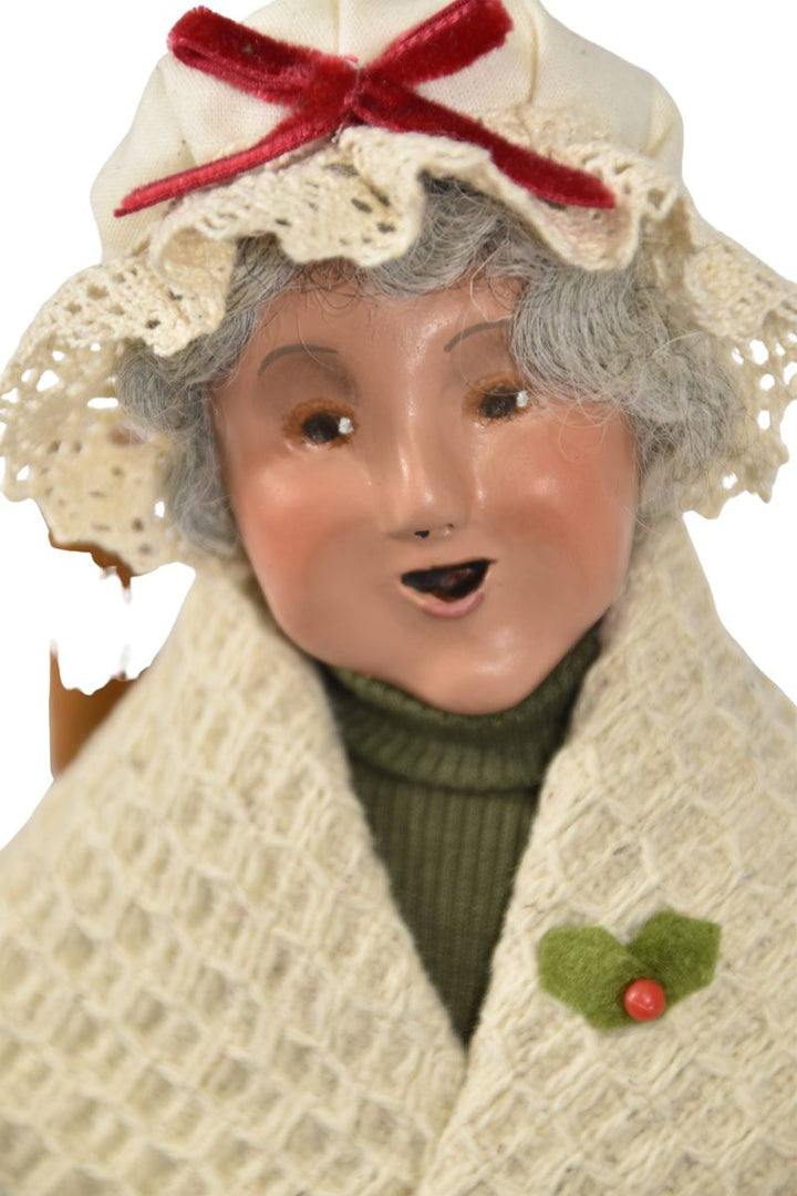 Workshop Mrs Claus Caroler by Byers' Choice