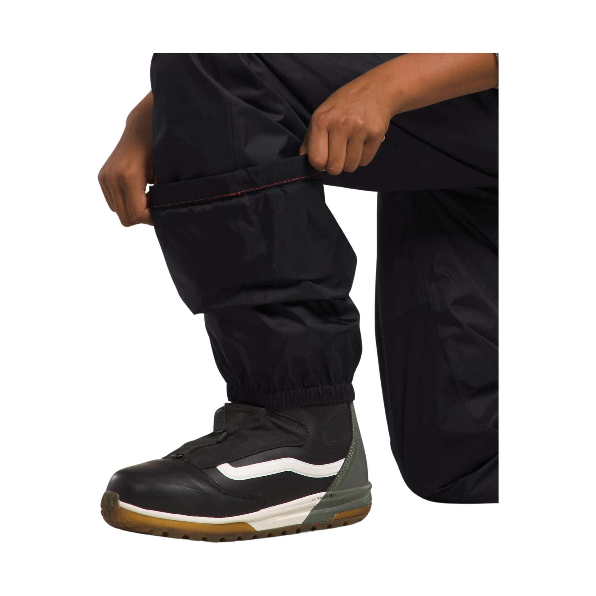 The North Face Kids' Freedom Insulated Pant - Black by Lenny's Shoe & Apparel