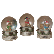Highland Cow Holiday Water Globe -